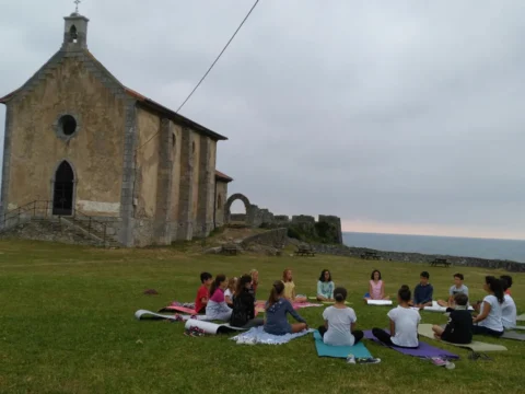 Clases de Yoga y Pilates 23