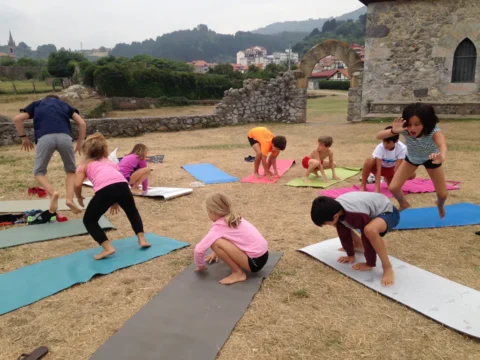 Clases de Yoga y Pilates 36